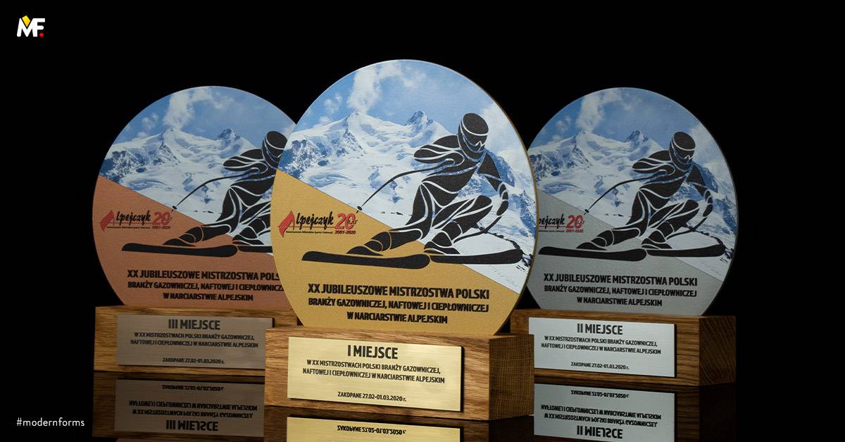 Statuetki Sportowe Sporty zimowe Drewno Jednostronny Niestandardowy Stal Standard Złoty 