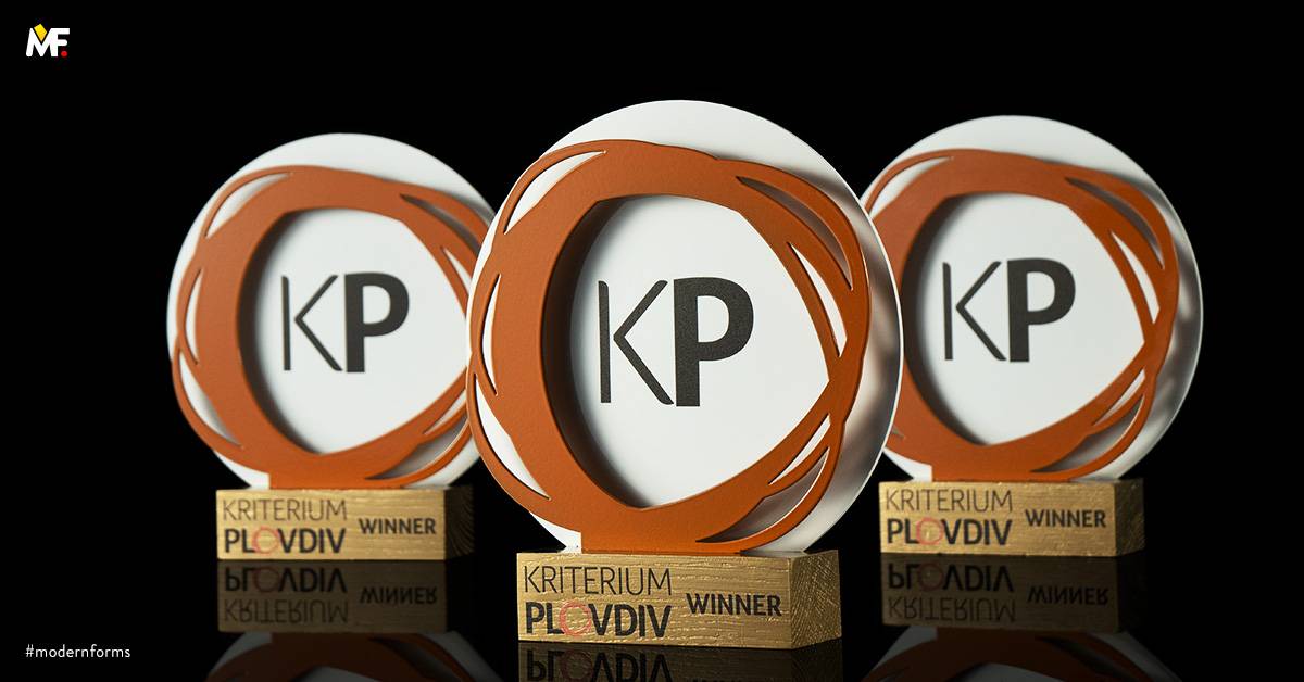 Statuetki Okolicznościowe Nagrody specjalne Ażurowany Drewno Jednostronny Pomarańczowy Premium Stal 